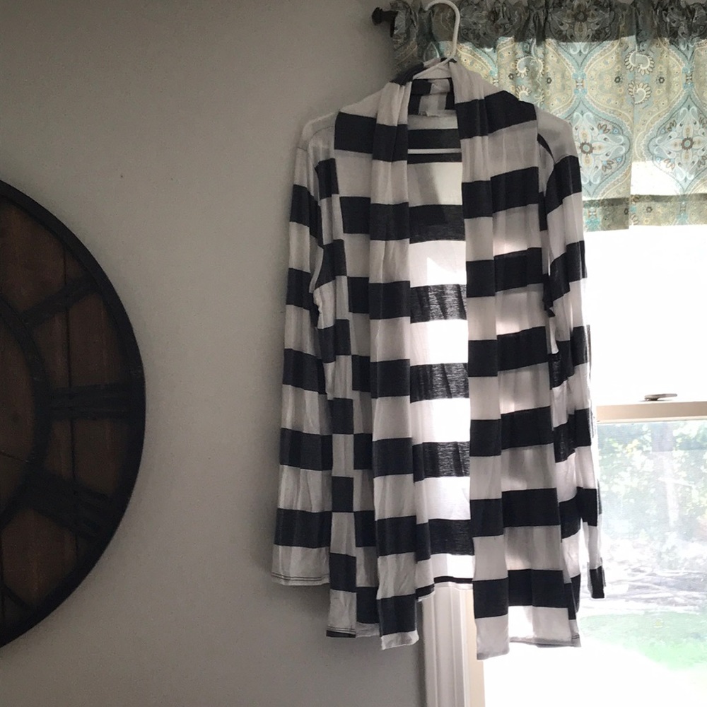 *Stitch Fix* Honey punch cardigan